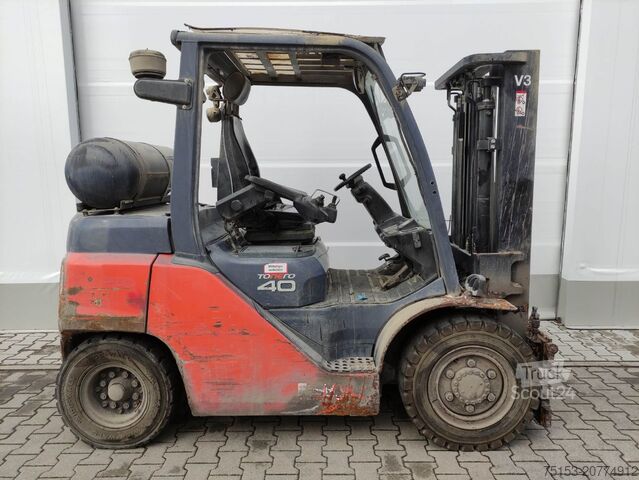 LPG viličarji Toyota 8FG35N