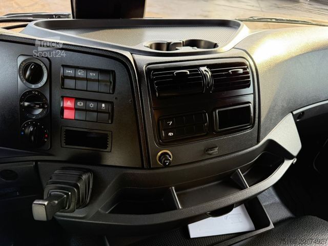 Škatlasti tovornjak MERCEDES-BENZ ATEGO 1524 L Koffer 7,25 m LBW 1,5 to.*NL 8 T