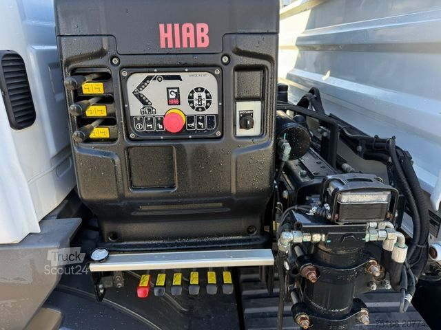 Vrachtwagen met kraanopbouw MERCEDES-BENZ ATEGO 816 Kipper 3-Seiten*KRAN HIAB X 078*2xAHK