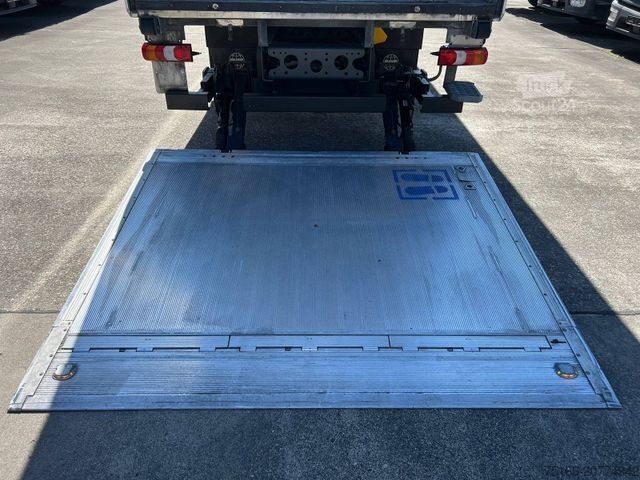 Hladilni tovornjak MERCEDES-BENZ ANTOS 1832 L Kühlkoffer 7,85 m LBW 2 T*3 Kammer