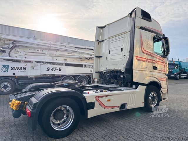 Standaard trekker MERCEDES-BENZ Mercedes-Benz 1848 L  Actros 5 GigaSpace