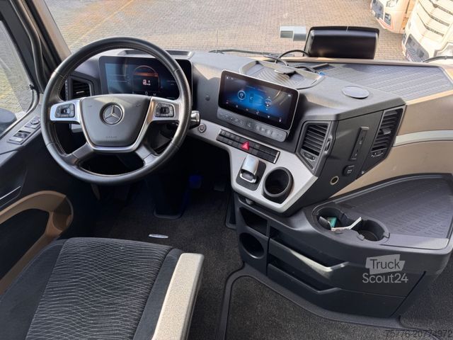 Standaard trekker MERCEDES-BENZ Mercedes-Benz 1848 L  Actros 5 GigaSpace