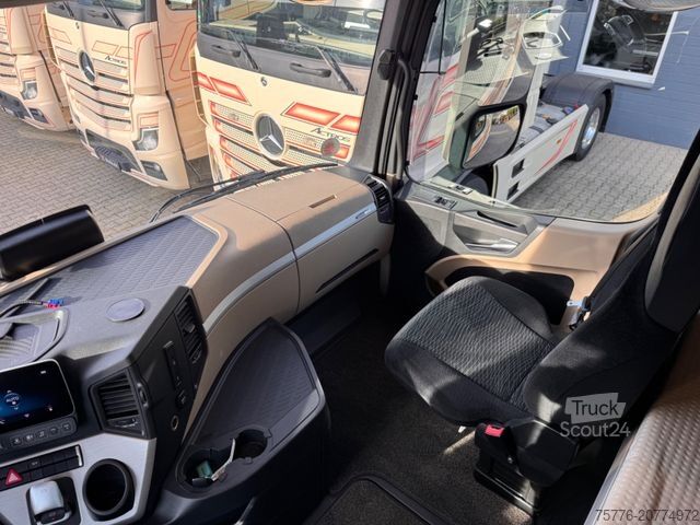 Standaard trekker MERCEDES-BENZ Mercedes-Benz 1848 L  Actros 5 GigaSpace