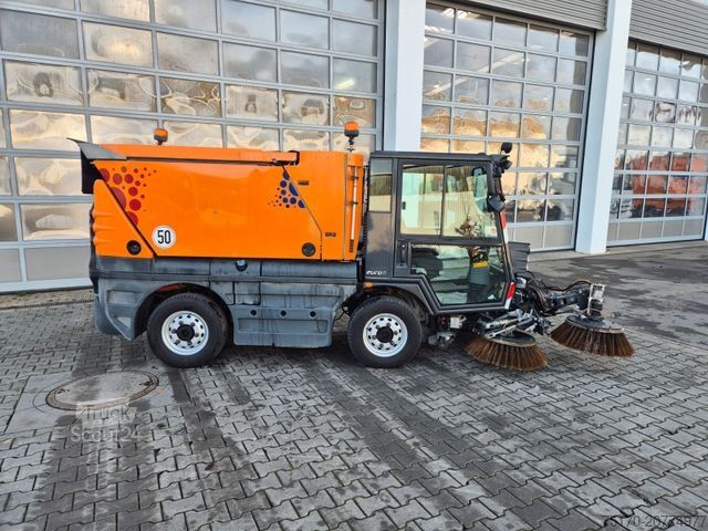 Spazzatrice stradale SCHMIDT Swingo Compact 200+ Winterdienst Klima