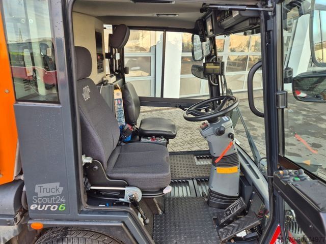 Spazzatrice stradale SCHMIDT Swingo Compact 200+ Winterdienst Klima