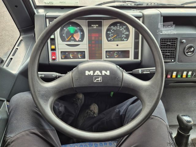 Camion per usi speciali MAN LE 9.150 Feuerwehr Schmitz GW-6 Gerätewagen