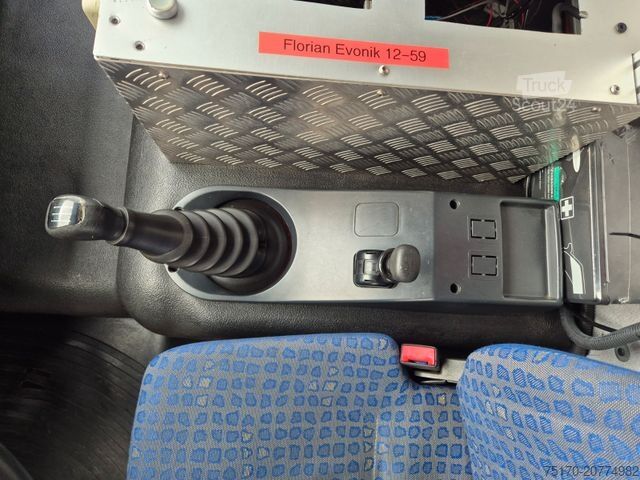 Camion per usi speciali MAN LE 9.150 Feuerwehr Schmitz GW-6 Gerätewagen