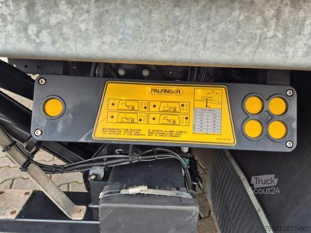 Furgone centinato MITSUBISHI Canter 7C15 LBW Klima Navi Kamera AHK