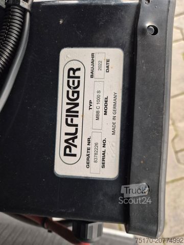 Furgone centinato MITSUBISHI Canter 7C15 LBW Klima Navi Kamera AHK