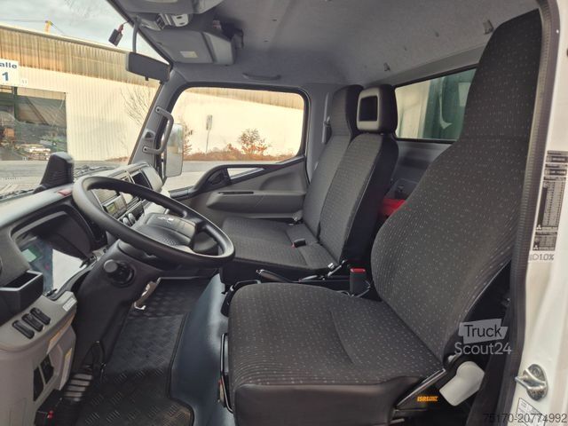 Furgone centinato MITSUBISHI Canter 7C15 LBW Klima Navi Kamera AHK