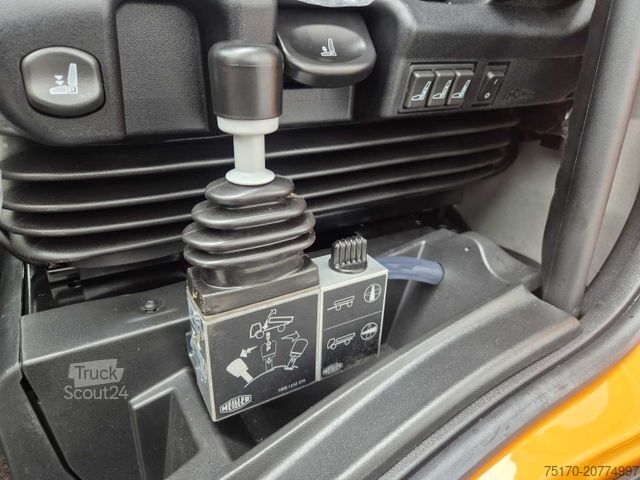 Autocarro ribaltabile IVECO ML150E28W 4x4 Meiller Dreiseitenkipper 2xAHK