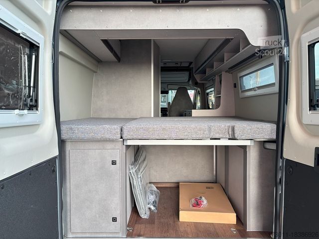 Автодім PÖSSL Summit  Shine 600 - Fiat Autom. 180PS - AD