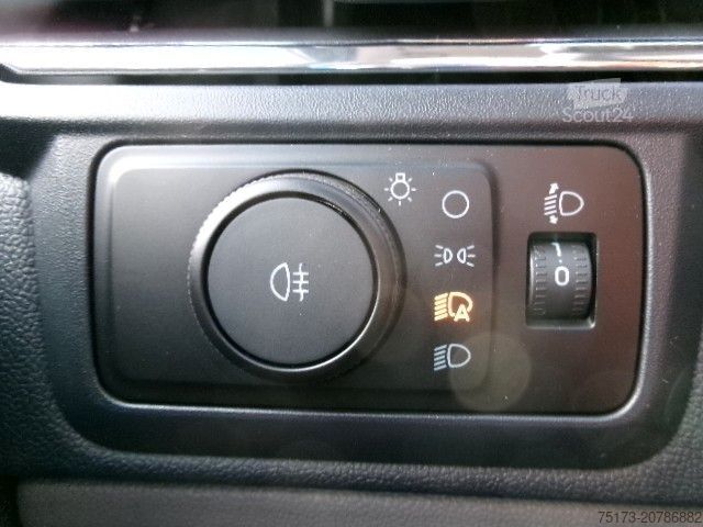 Furgone FORD Transit Custom 320L2 AT MultCab Limited AHK Kam