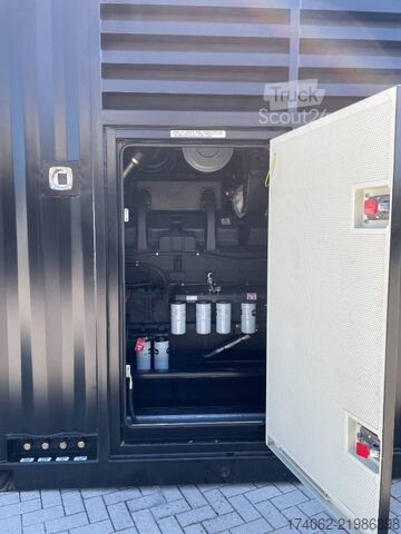 Aggregaat Cummins KTA38-G5 - 1100 kVA Generator 50/60Hz - DPX-18813
