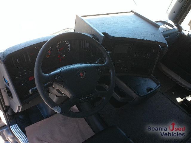 Véhicule tracteur volume Scania R 410 LA4x2MEB