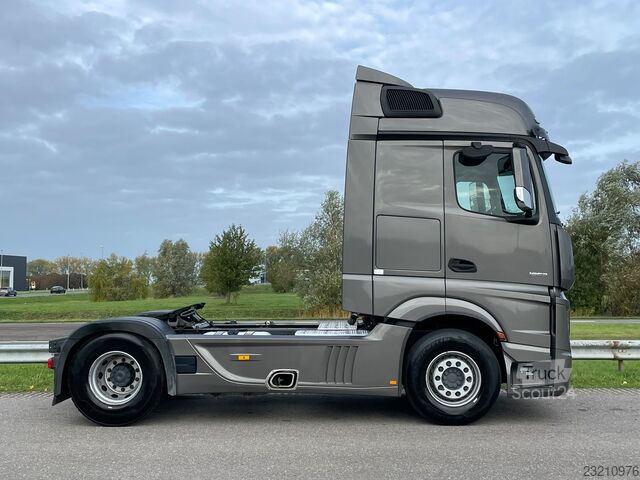  Mercedes-Benz ACTROS 1853 LS 4X2