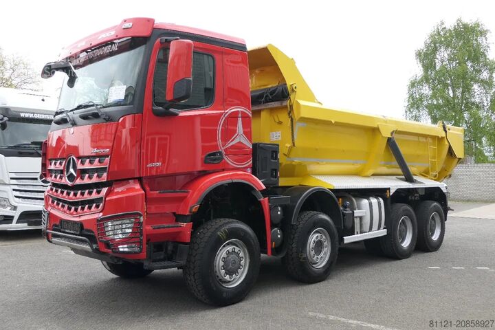 Benne Mercedes-Benz Arocs 4151 | 8X6 | Voith Retarder | 263807Km | ...