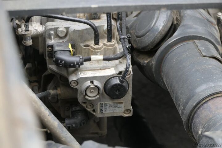 Benne Mercedes-Benz Arocs 4151 | 8X6 | Voith Retarder | 263807Km | ...