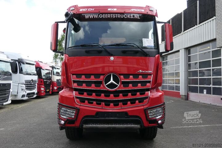 Benne Mercedes-Benz Arocs 4151 | 8X6 | Voith Retarder | 250470Km | ...