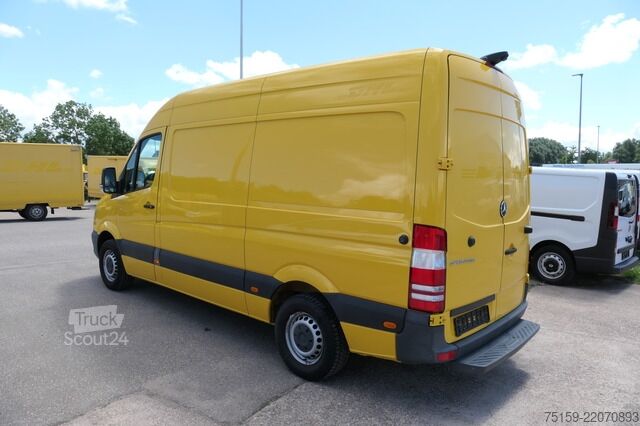 Umpikorja-auto mercedes-benz Sprinter 314 CDI L2H3 Regale