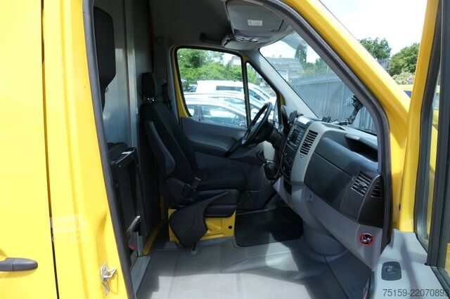 Umpikorja-auto mercedes-benz Sprinter 314 CDI L2H3 Regale