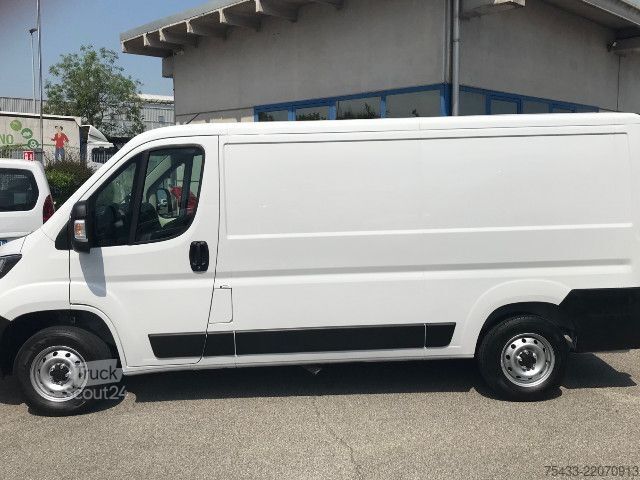 Fourgon tôlé Fiat DUCATO 33 MH1