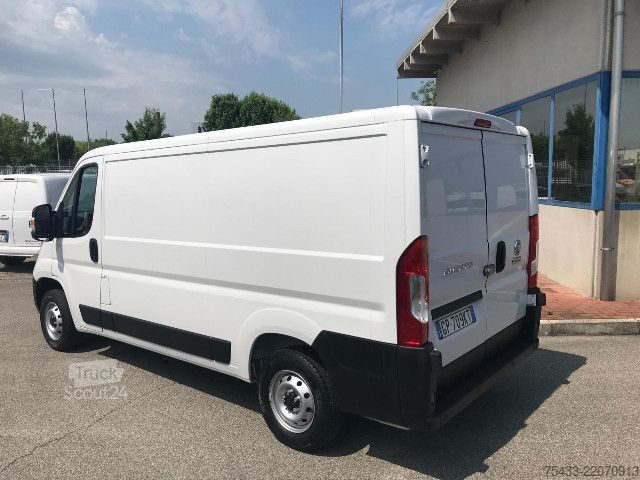 Fourgon tôlé Fiat DUCATO 33 MH1