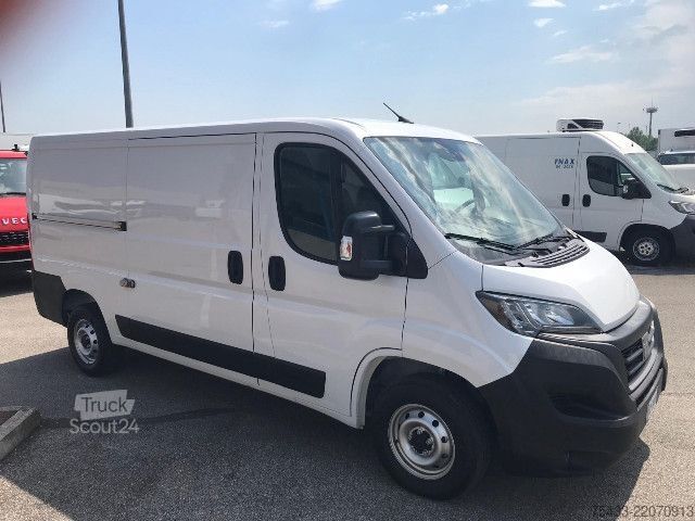 Fourgon tôlé Fiat DUCATO 33 MH1