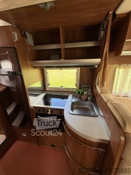 Camping-car semi-intégré Laika Kreos 4009