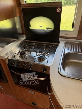 Camping-car semi-intégré Laika Kreos 4009