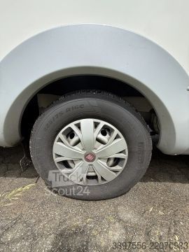 Camping-car semi-intégré Laika Kreos 4009