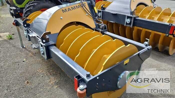 Оборудване за силажиране Mammut KIPPER SILAGEWALZE SILO KOMPAKT SK 300 H