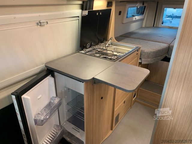 Kemperis PÖSSL Globecar Summit Shine 600 L Ele. Premium Paket