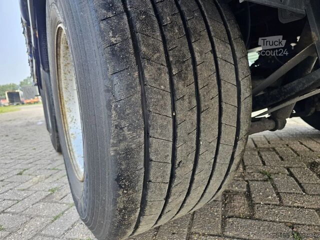 Schuifzeilen Krone SD - Roof demage