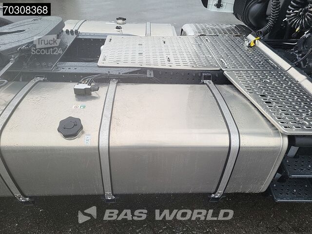 Volume SCM Iveco S-Way 500 4X2 NEW! Mega 2xTanks Standklima LED ...