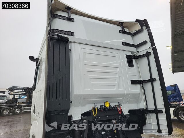 Volume SCM Iveco S-Way 500 4X2 NEW! Mega 2xTanks Standklima LED ...