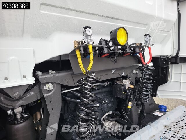 Volume SCM Iveco S-Way 500 4X2 NEW! Mega 2xTanks Standklima LED ...