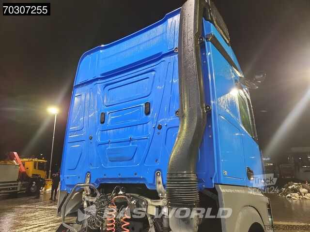 Standart-SZM Mercedes Actros 1943 4X2 StreamSpace NL PTO