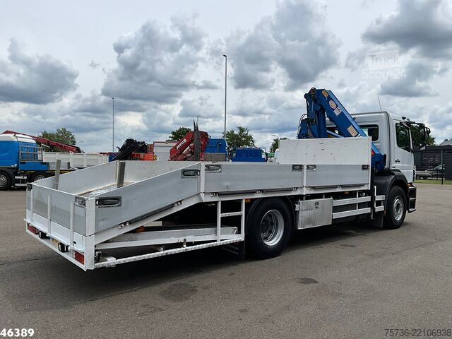 Bestelwagen autodrager Mercedes-Benz Axor 1824 Euro 5 HMF 12 Tonmeter laadkraan Just...