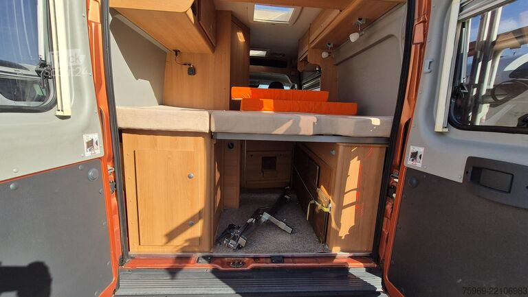 Kastenwagen Wohnmobil / Campervan Pössl ROADCAMP 540