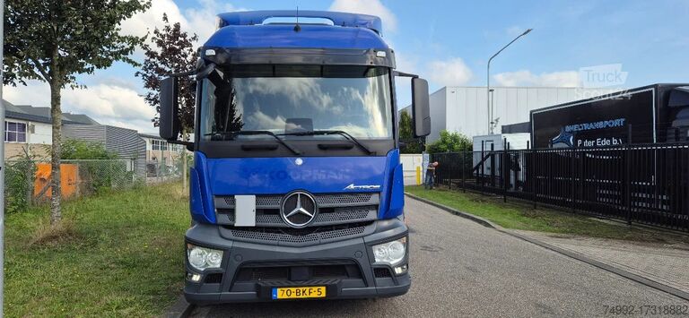 Standaard-SZM Mercedes-Benz Actros 1833