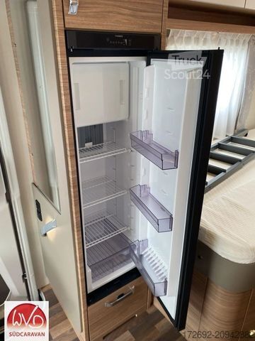 Halvintegreret autocamper WEINSBERG CaraSuite 650 MF