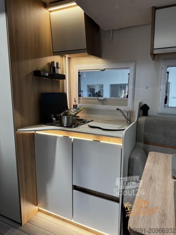 Autocaravana semi-integrada FORSTER T F745 QF Vibe Ed. Driverpack Truma 6E Lithium