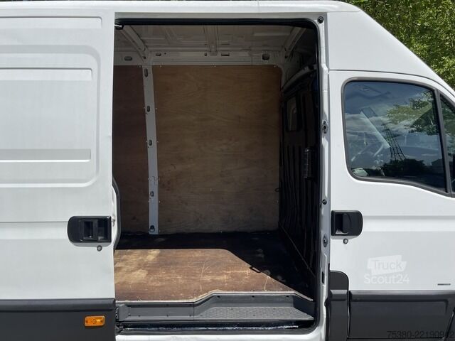 Kastenwagen iveco Daily 35S14 Maxi
