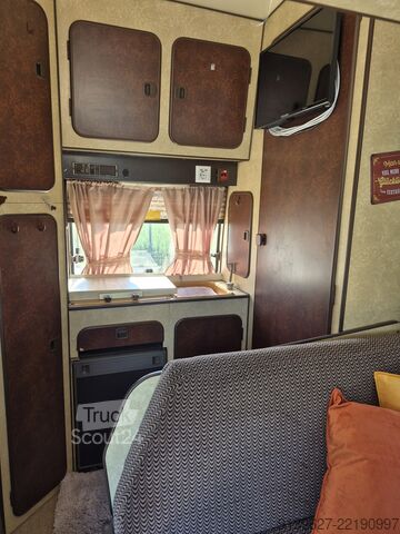 Camping-car intégral Mercedes t1 209d Marco Polo. Marco Polo