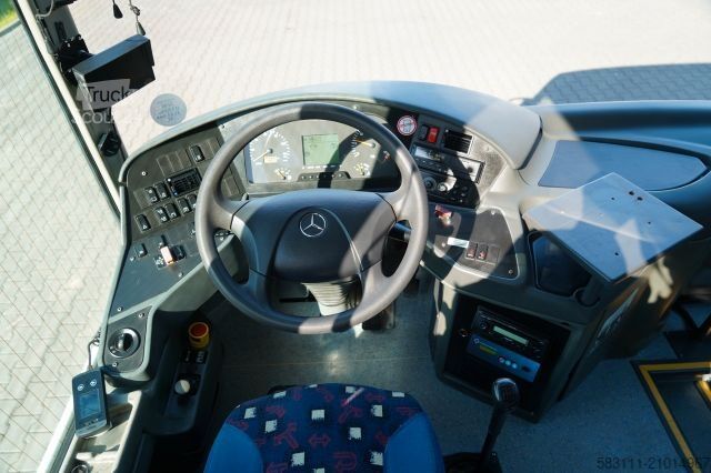 Autobus MERCEDES-BENZ INTOURO / EURO 5 / MANUAL / SPROWADZONY /