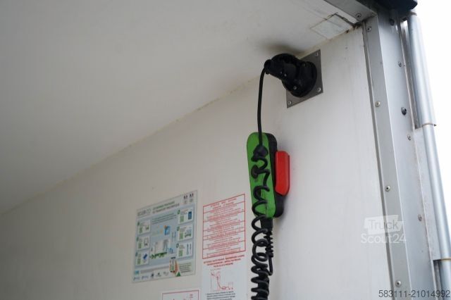 Refrigerator body van IVECO DAILY 35-140 / CH?ODNIA / AGREGAT PULSOR 400 / W