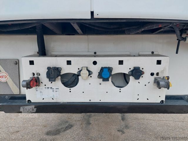 Ψυκτικός ημιρυμουλκούμενος KRONE SD Thermo King SLXi 300