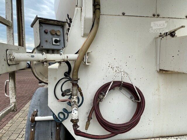 Mobil betongblandningsanläggning  10/5/F/ZA-1800 KARRENA Betonmischer ca. 10m³ 10/5/F/ZA-1800 KARRENA Betonmischer ca. 10m³, Liftachse