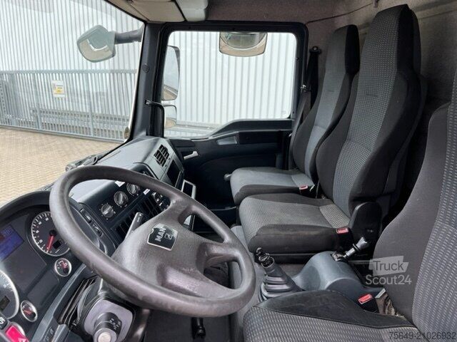 Vrachtwagen met bakwagen MAN TGL 8.180 4x2 BL TGL 8.180 4x2 BL mit MBB LBW